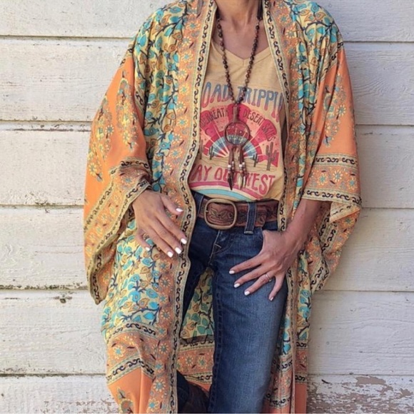 NEW 5⭐️ Boho Floral Kimono Duster, Vintage Canyon Bohemian Gypsy Robe Coverup - Picture 3 of 9